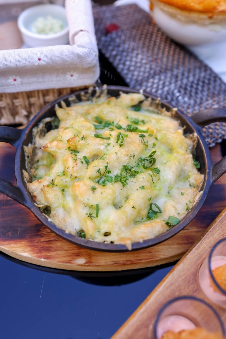 High Protein Mac and Cheese Under 500 Calories